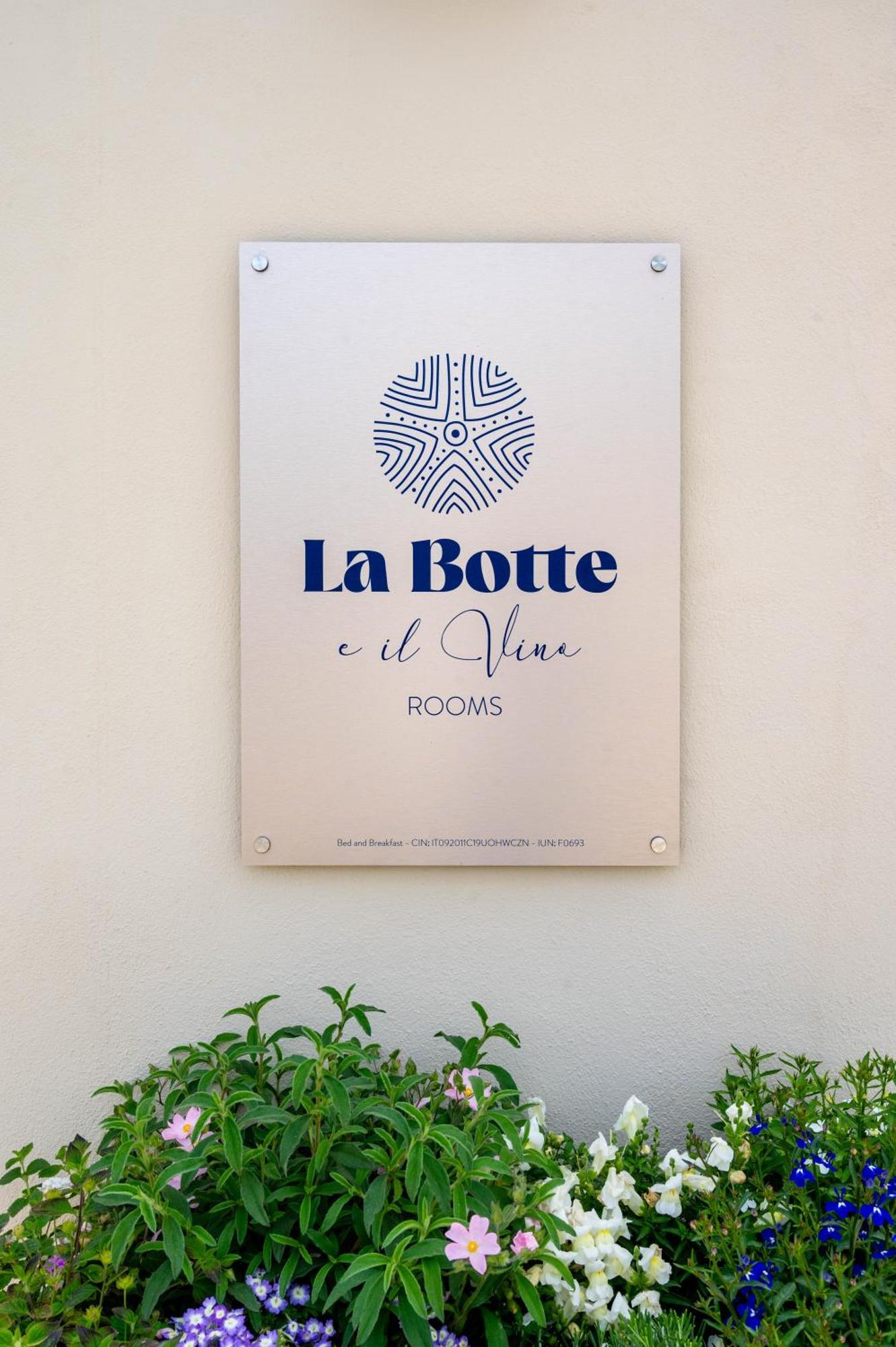 La Botte E Il Vino Rooms Capoterra Luaran gambar