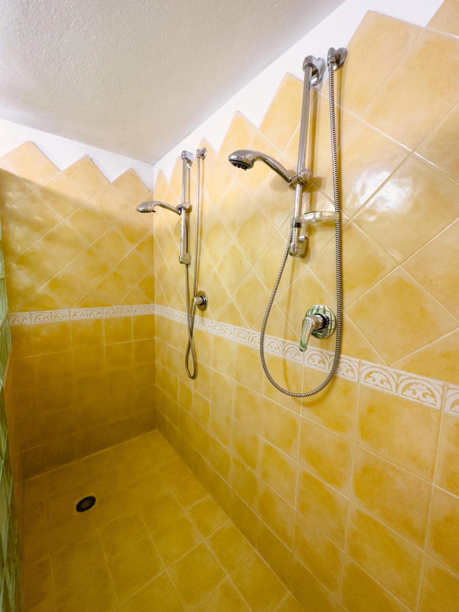 La Botte E Il Vino Rooms Capoterra Bilik gambar